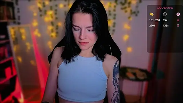 raspberry  girl  online show from 17, 9, 2025