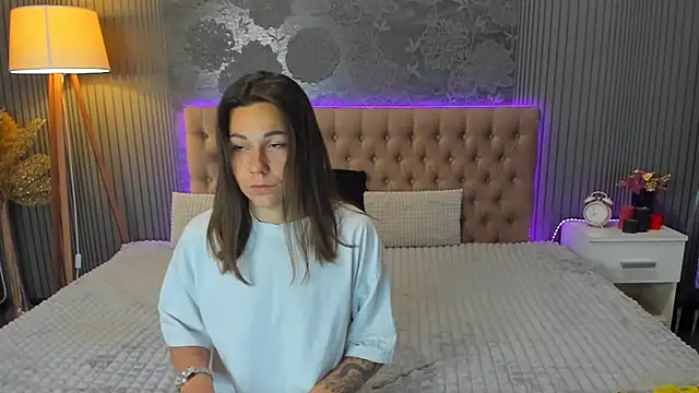 ElissGlow online show from 12, 9, 2025