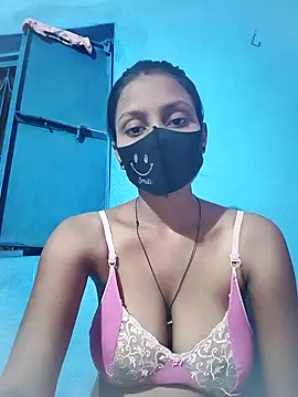 Snapshot of posewith chatting on 12, 9, 2025 posewith online show from 12, 9, 2025