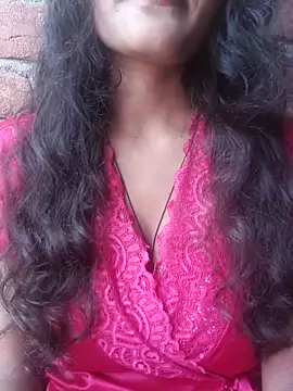 Snapshot of posewith chatting on 15, 9, 2025 posewith online show from 15, 9, 2025