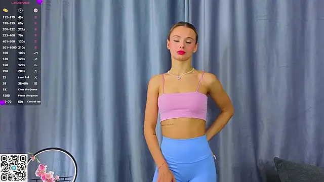 NaughtySeraphine online show from 9, 3, 2026