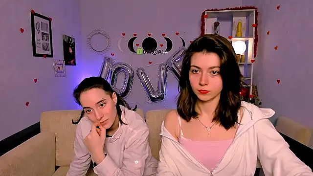 kitniss dreamy online show from 14, 2, 2026