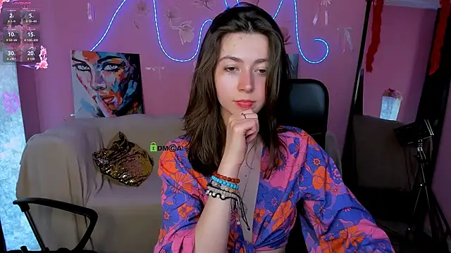 kitniss dreamy online show from 11, 6, 2026