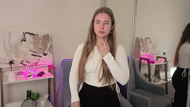 JenLottie online show from 9, 9, 2025