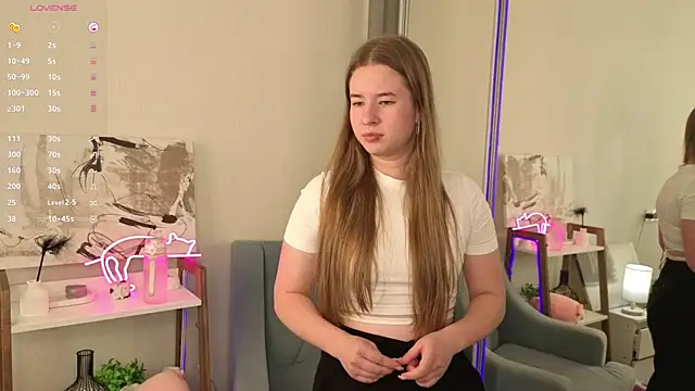 JenLottie online show from 18, 9, 2025