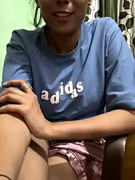 Snapshot of Romantic-jeeva chatting on 16, 9, 2025 Romantic-jeeva online show from 16, 9, 2025