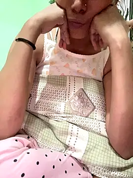 Snapshot of Romantic-jeeva chatting on 13, 9, 2025 Romantic-jeeva online show from 13, 9, 2025
