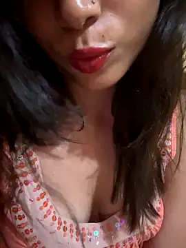 Snapshot of Romantic-jeeva chatting on 3, 10, 2025 Romantic-jeeva online show from 3, 10, 2025