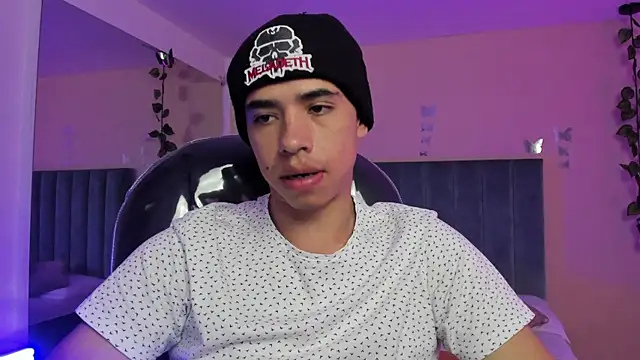 Muscle Scott online show from 21, 11, 2025