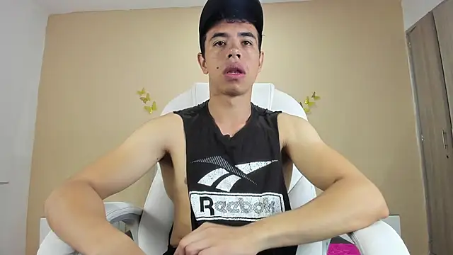 Muscle Scott online show from 12, 10, 2025