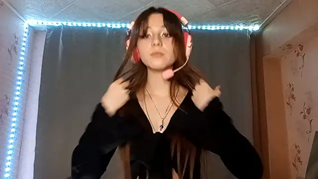 Sophiecuttie online show from 10, 10, 2025