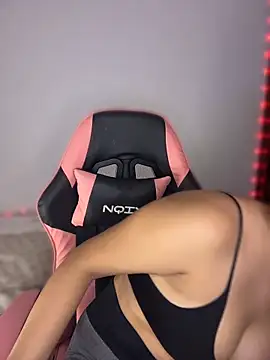 Dakota-Lona online show from 8, 4, 2026