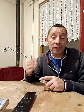 Snapshot of frederic198 chatting on 27, 10, 2025 frederic198 online show from 27, 10, 2025