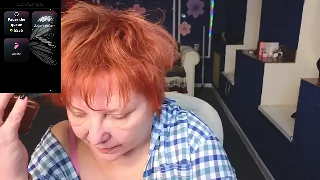 Kira Kenett online show from 17, 4, 2026