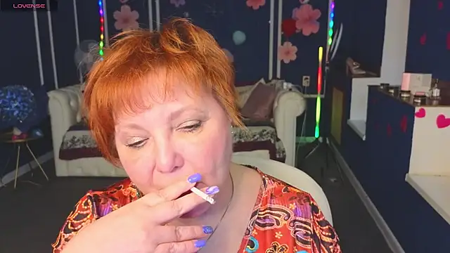 Kira Kenett online show from 24, 2, 2026