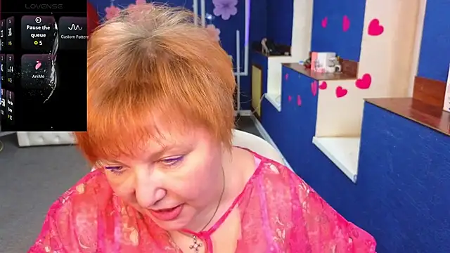 Kira Kenett online show from 12, 4, 2026