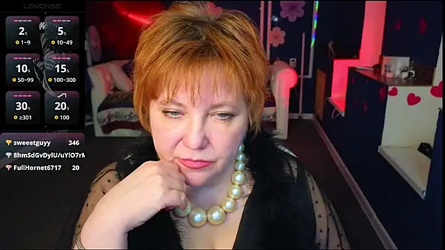 Kira Kenett online show from 15, 4, 2026