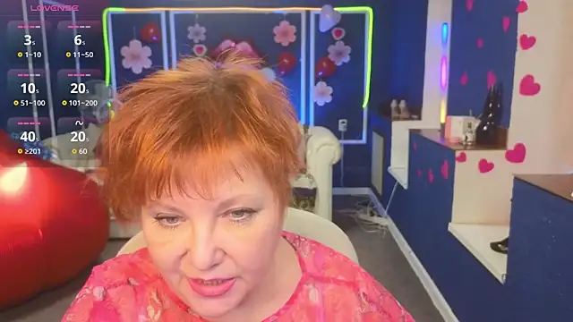 Kira Kenett online show from 11, 2, 2026