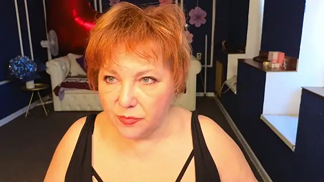 Kira Kenett online show from 18, 5, 2026
