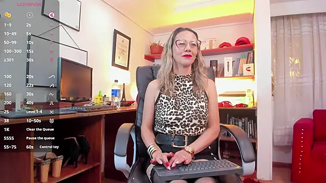 GretaVoss  online show from 9, 6, 2026