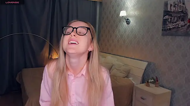 SoonMoor online show from 12, 11, 2025