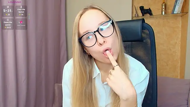 SoonMoor online show from 27, 11, 2025