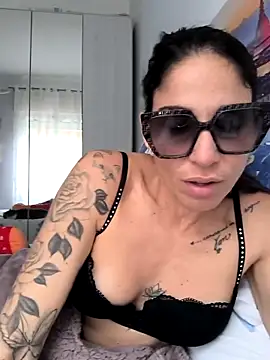 sexy7883 online show from 24, 2, 2025