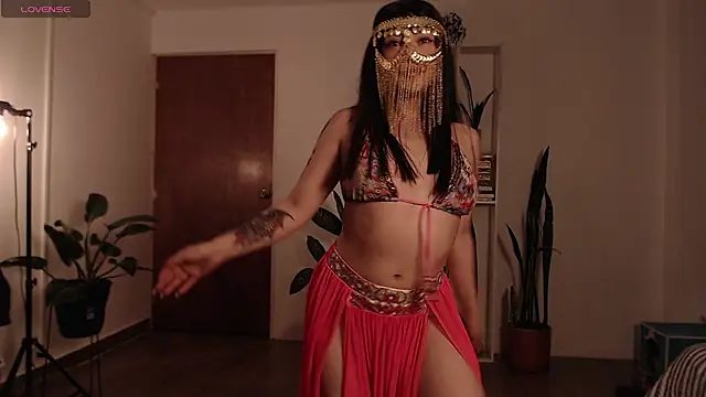 Ellyuwuw online show from 13, 11, 2025