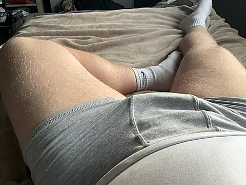 NathNaughtyy online show from 13, 4, 2026