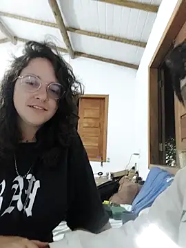 Snapshot of Bluelizslave chatting on 17, 12, 2025 Bluelizslave online show from 17, 12, 2025