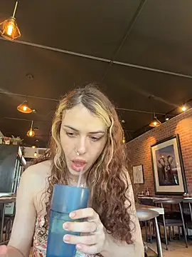 aurorasparkles online show from 22, 2, 2026