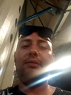 Snapshot of angelitocalientico chatting on 6, 10, 2025 angelitocalientico online show from 6, 10, 2025