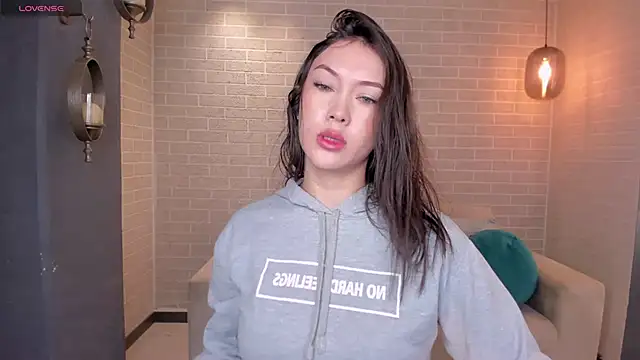 AnnaHoffman  online show from 25, 9, 2025