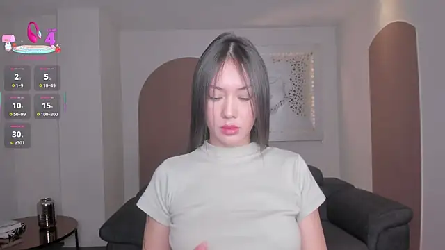 AnnaHoffman  online show from 17, 9, 2025