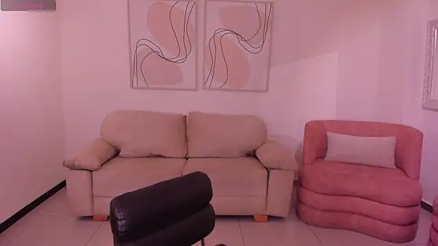 LucyWeiss  online show from 19, 11, 2025