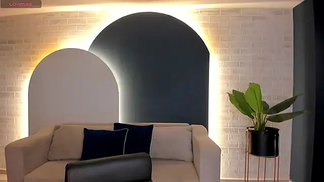 LaurentConnor online show from 24, 10, 2025