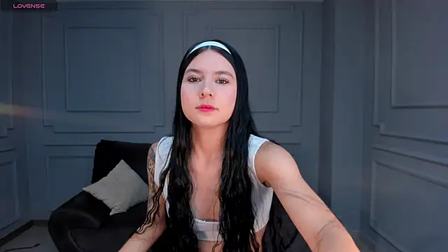 LaurentConnor online show from 31, 10, 2025