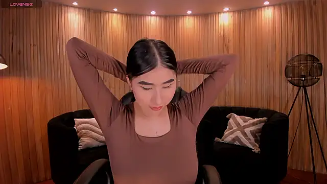 MayaMoretti  online show from 16, 2, 2026