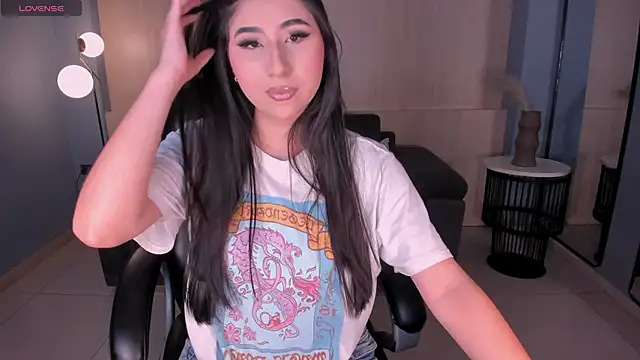 MayaMoretti  online show from 3, 4, 2026