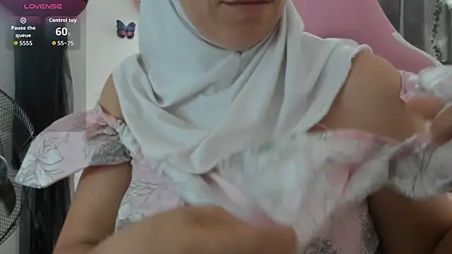 Snapshot of dalila_kemur chatting on 25, 11, 2025 dalila kemur online show from 25, 11, 2025