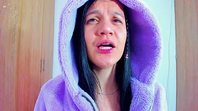 Snapshot of Marahanson chatting on 2, 11, 2025 Marahanson online show from 2, 11, 2025