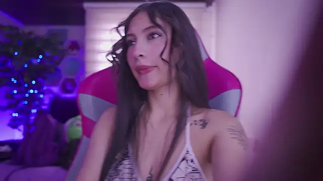 Rebecah 1 online show from 1, 4, 2026