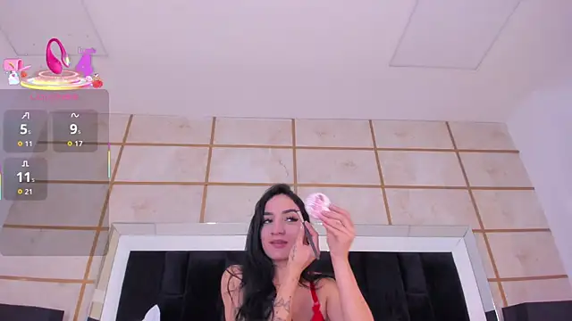 RoxyLior online show from 15, 12, 2025