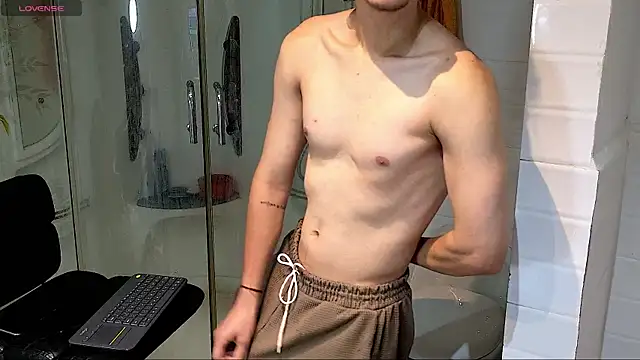Snapshot of enzo_steel chatting on 2, 5, 2026 enzo steel online show from 2, 5, 2026