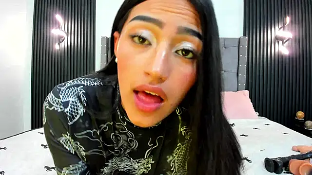 Parys Hot online show from 6, 11, 2025