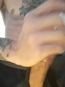 Skate012 online show from 17, 3, 2026