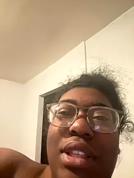 bunbun420247 online show from 4, 11, 2025