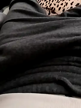 Snapshot of couplebest1 chatting on 25, 9, 2025 couplebest1 online show from 25, 9, 2025