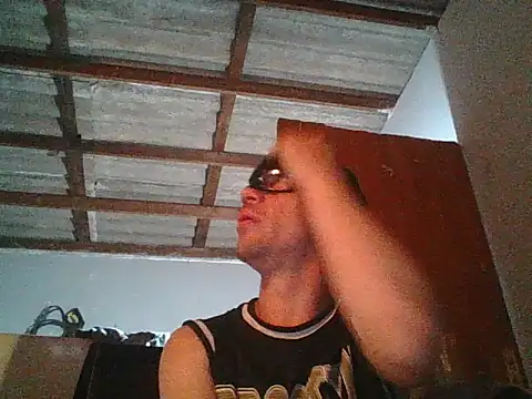 Snapshot of Pyerry82 chatting on 29, 11, 2025 Pyerry82 online show from 29, 11, 2025