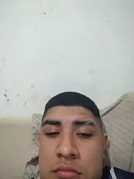 Snapshot of aalan1905 chatting on 12, 7, 2026 aalan1905 online show from 12, 7, 2026